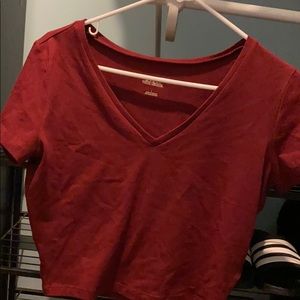burgundy v neck tee